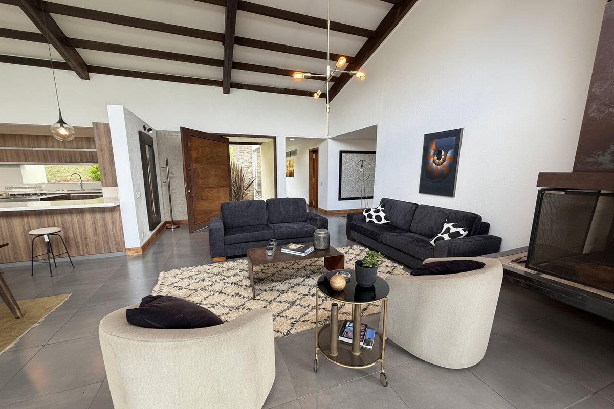 Casa en Palmas cerca al Mall Indiana con lote amplio, rooftop y zonas comunes