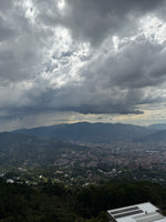 Casa en Palmas cerca al Mall Indiana con lote amplio, rooftop y zonas comunes