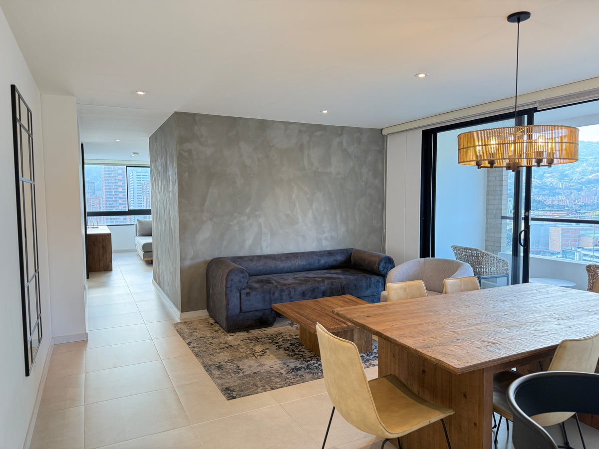 Apartamento en El Poblado Castropol con 3 BR todas las amenidades