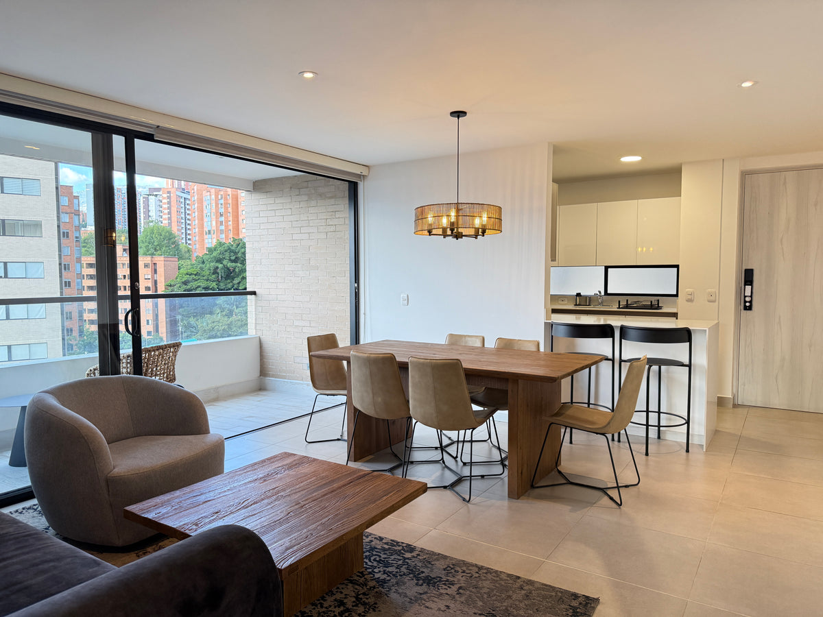 Apartamento en El Poblado Castropol con 3 BR todas las amenidades