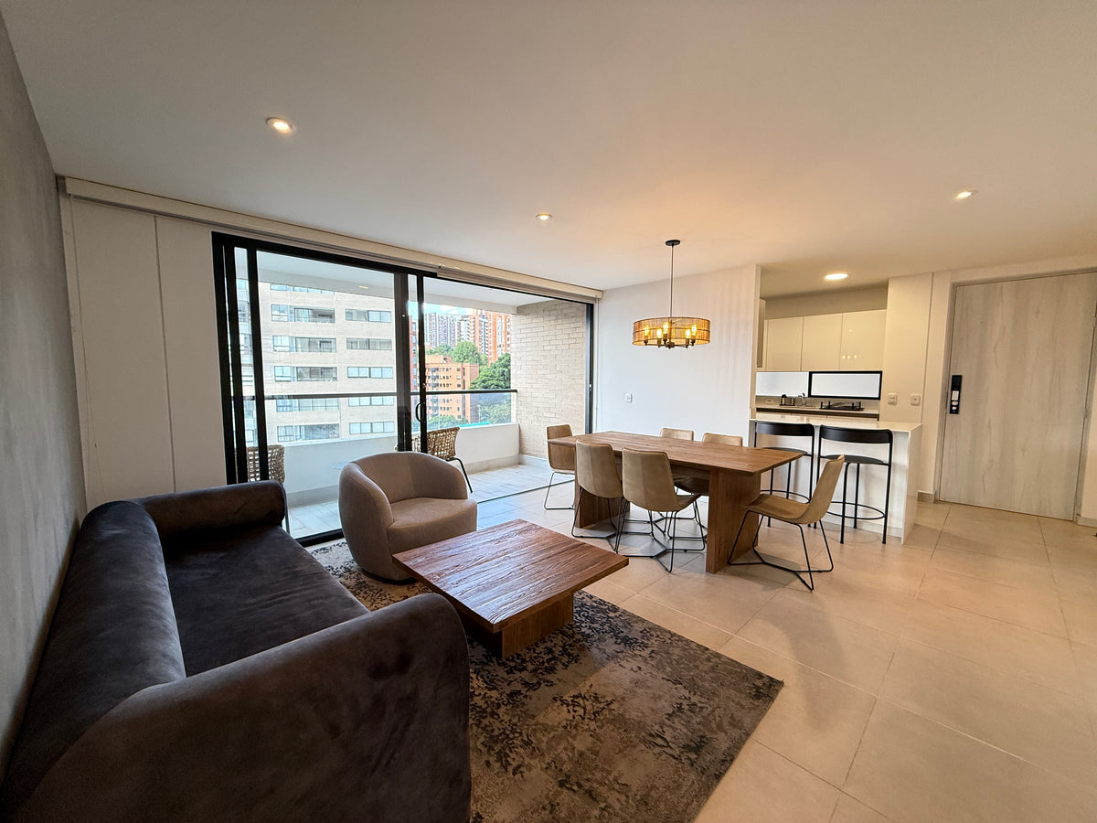 Apartamento en El Poblado Castropol con 3 BR todas las amenidades