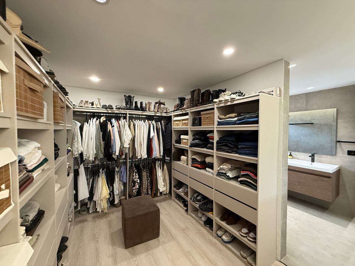 Casa independiente en Alto de las Palmas con jacuzzi, BBQ y diseño moderno