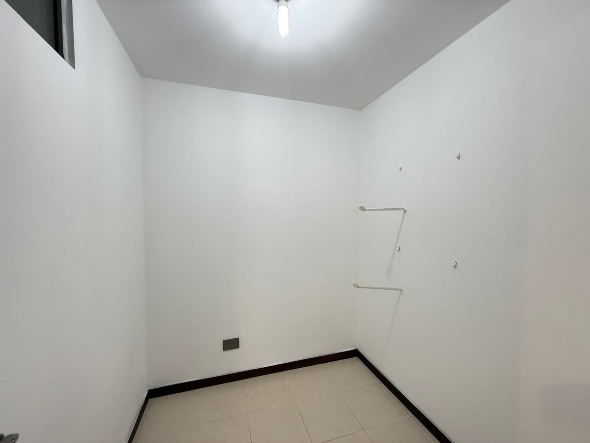 Apartamento en La Caleracon vista panorámica sin registro y excelente distribución