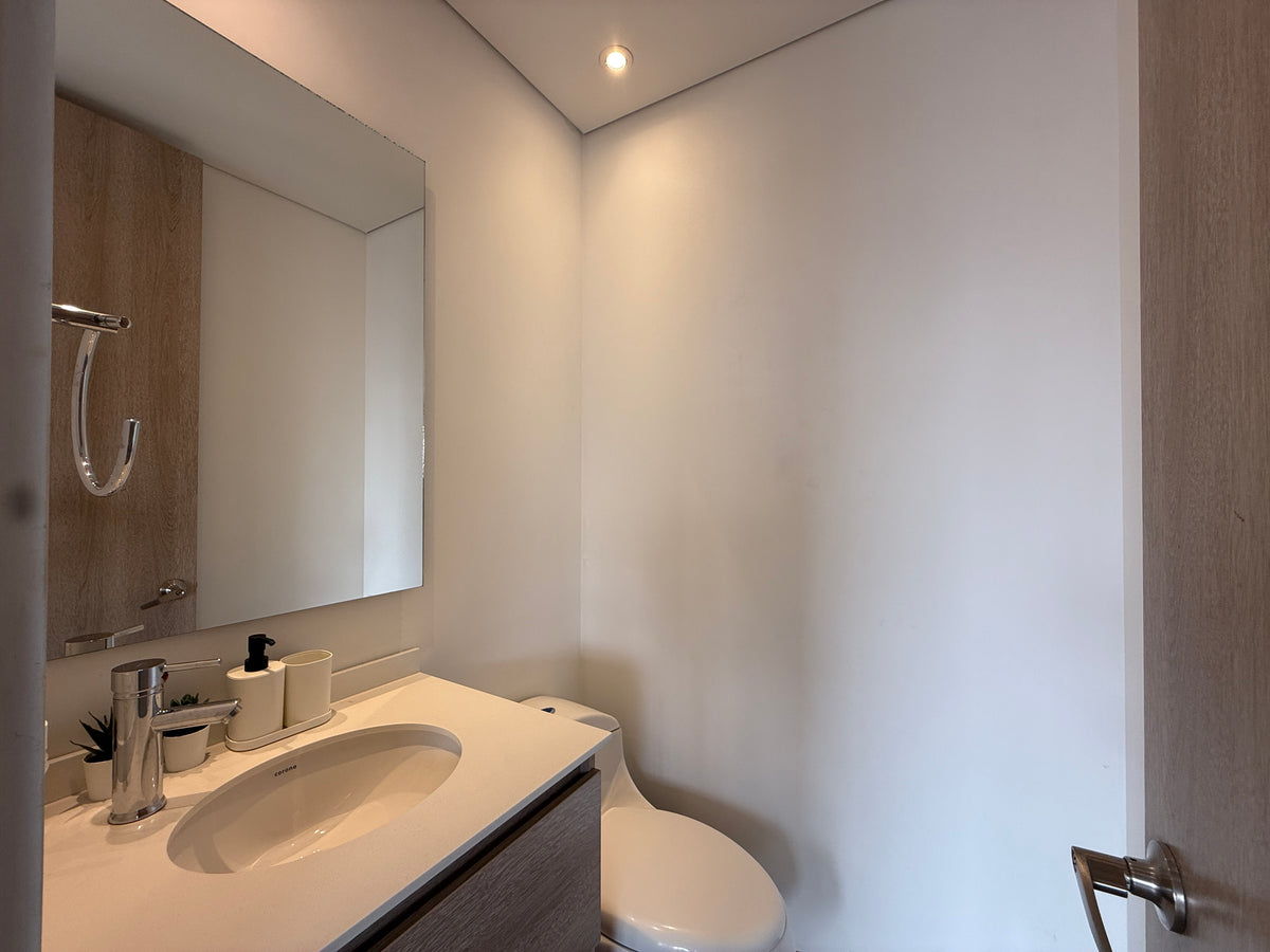 Apartamento de 65 m² con piscina y gimnasio en Aguacatala, El Poblado