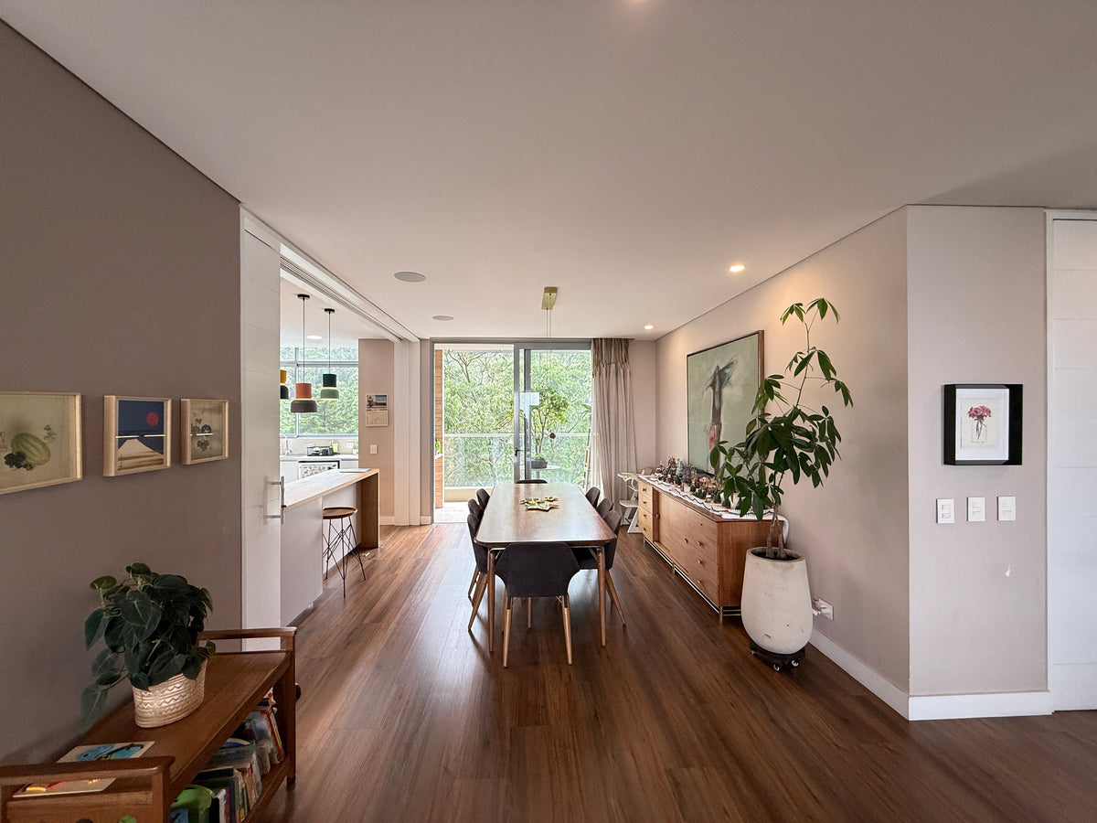 Apartamento en Cola de Zorro con balcón y vista verde