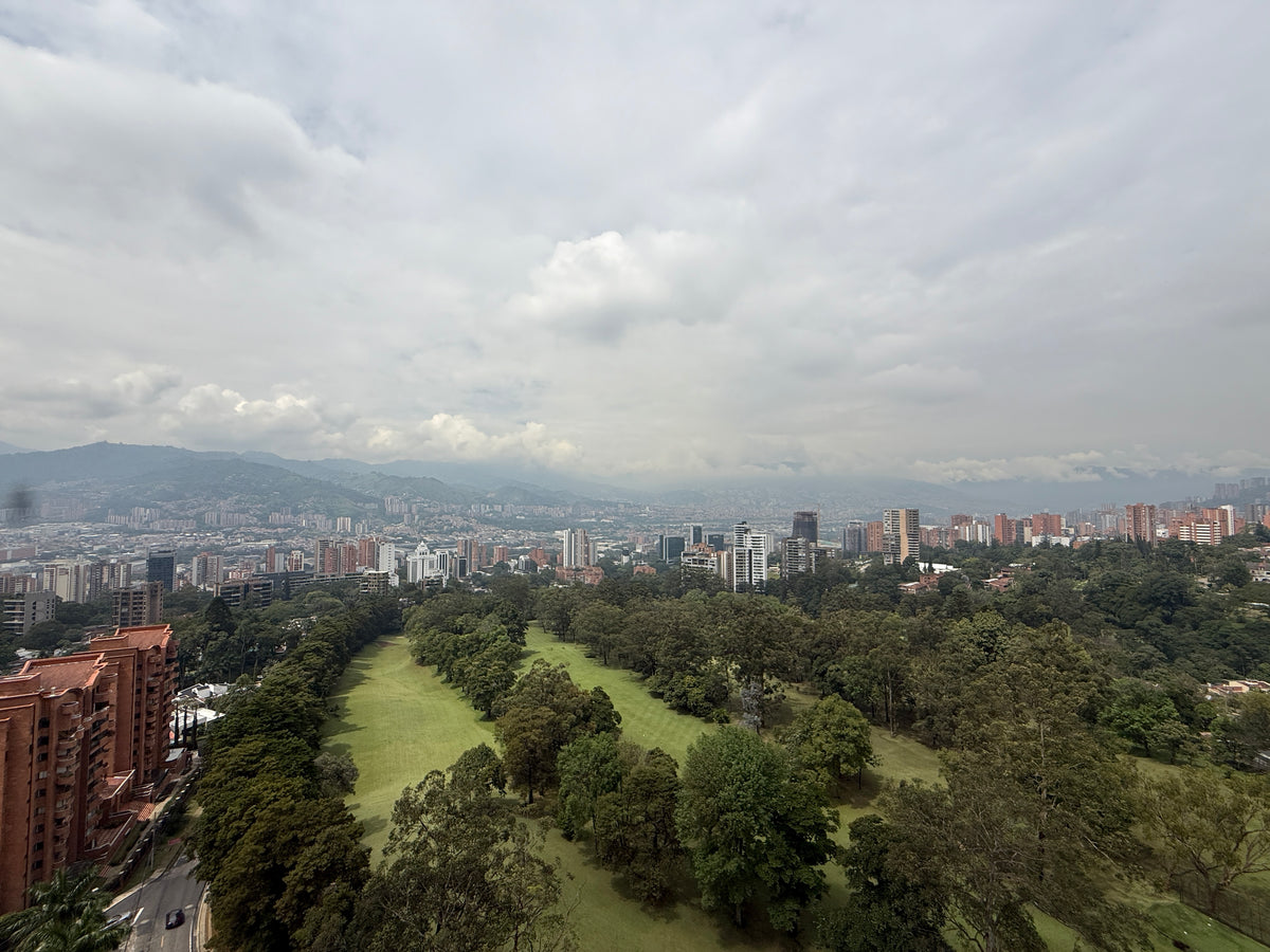 Penthouse Duplex en San Lucas – Amplio, iluminado y con vistas abiertas