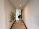 Apartamento amplio de 245 m² sector Las santas, El Poblado con 3 alcobas y balcón |VENDIDO|