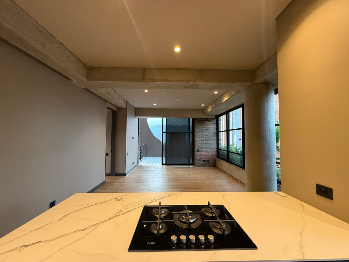 Apartment in Castropol, El Poblado with a privileged location
