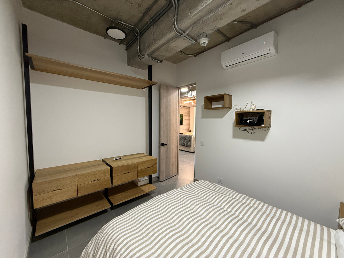 Apartaoficina en El Poblado de 127 m² con terraza, 3 habitaciones y 2 parqueaderos
