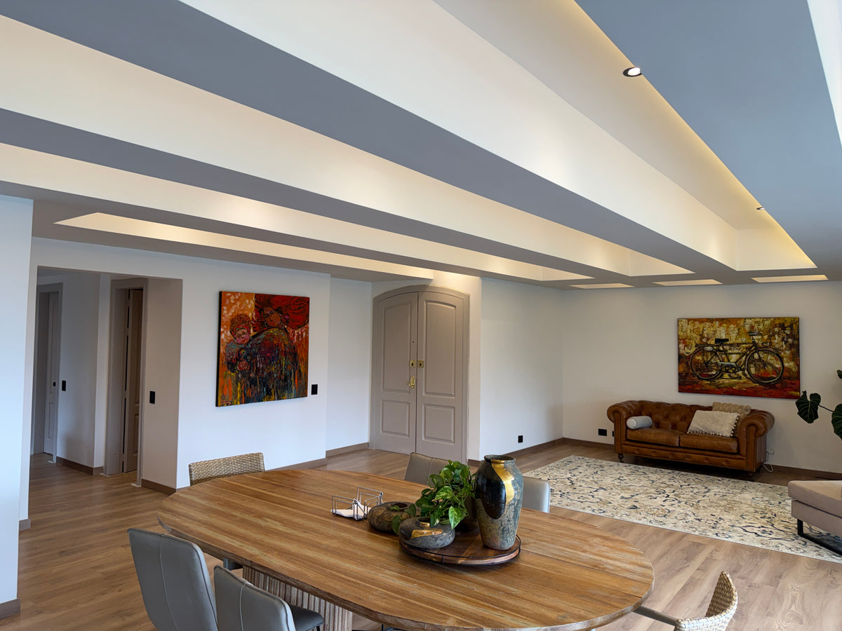 Newly remodeled 295 m² apartment in Los Balsos, El Poblado – Open views and spacious interiors