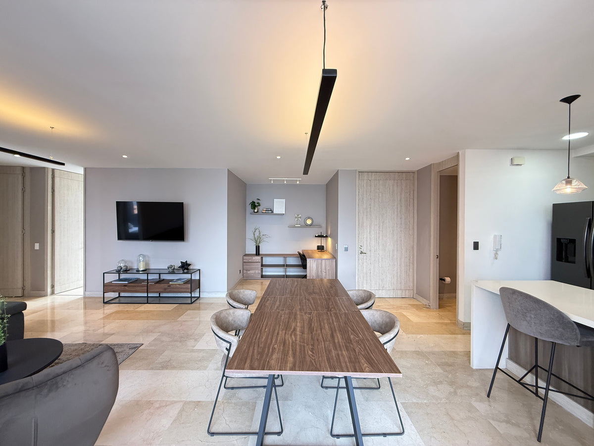 Apartamento 3 habitaciones, balcón y vista a la ciudad |RENTADO|