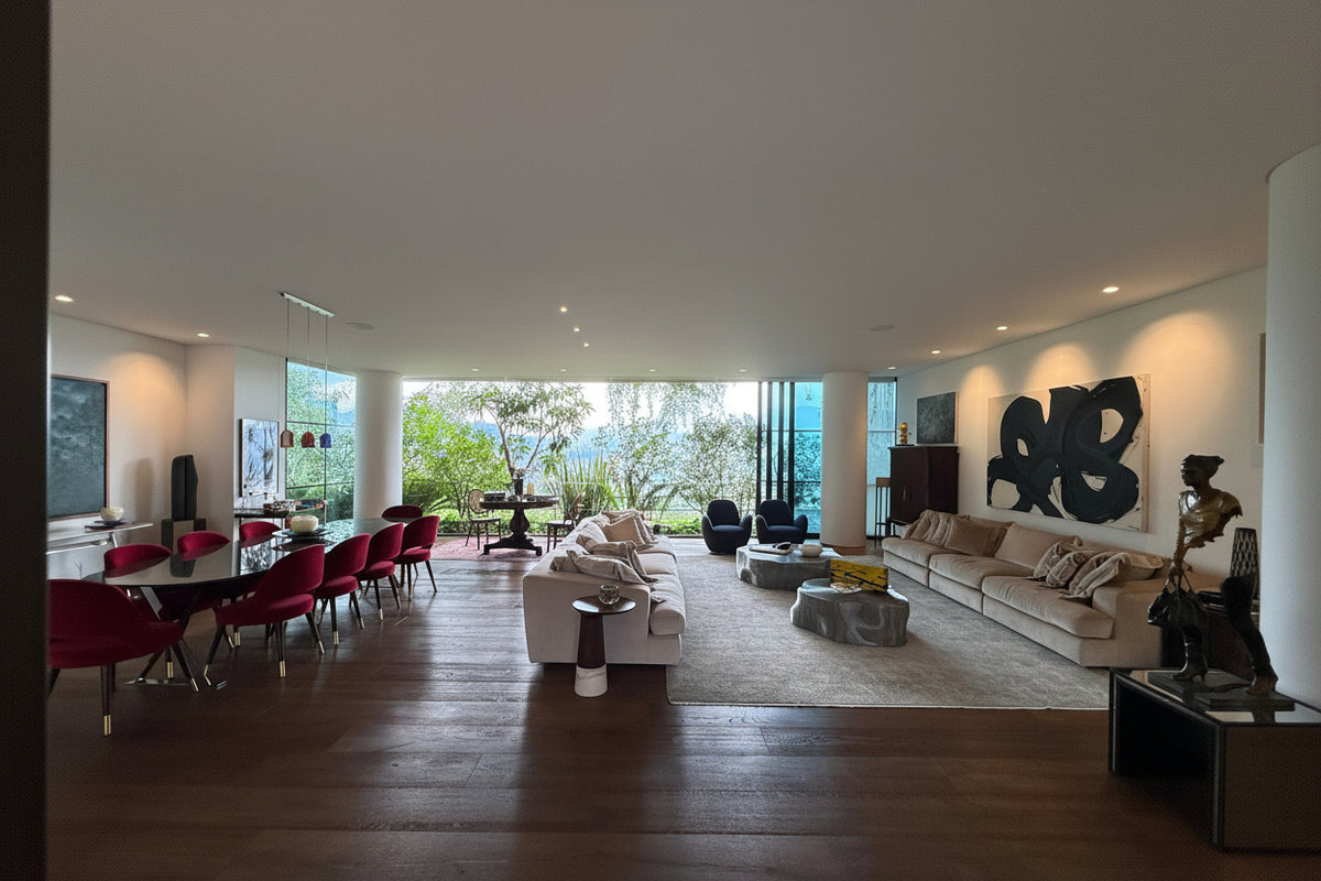 336 m² apartment in San Lucas, El Poblado – Spacious areas, study, and 4 parking spaces
