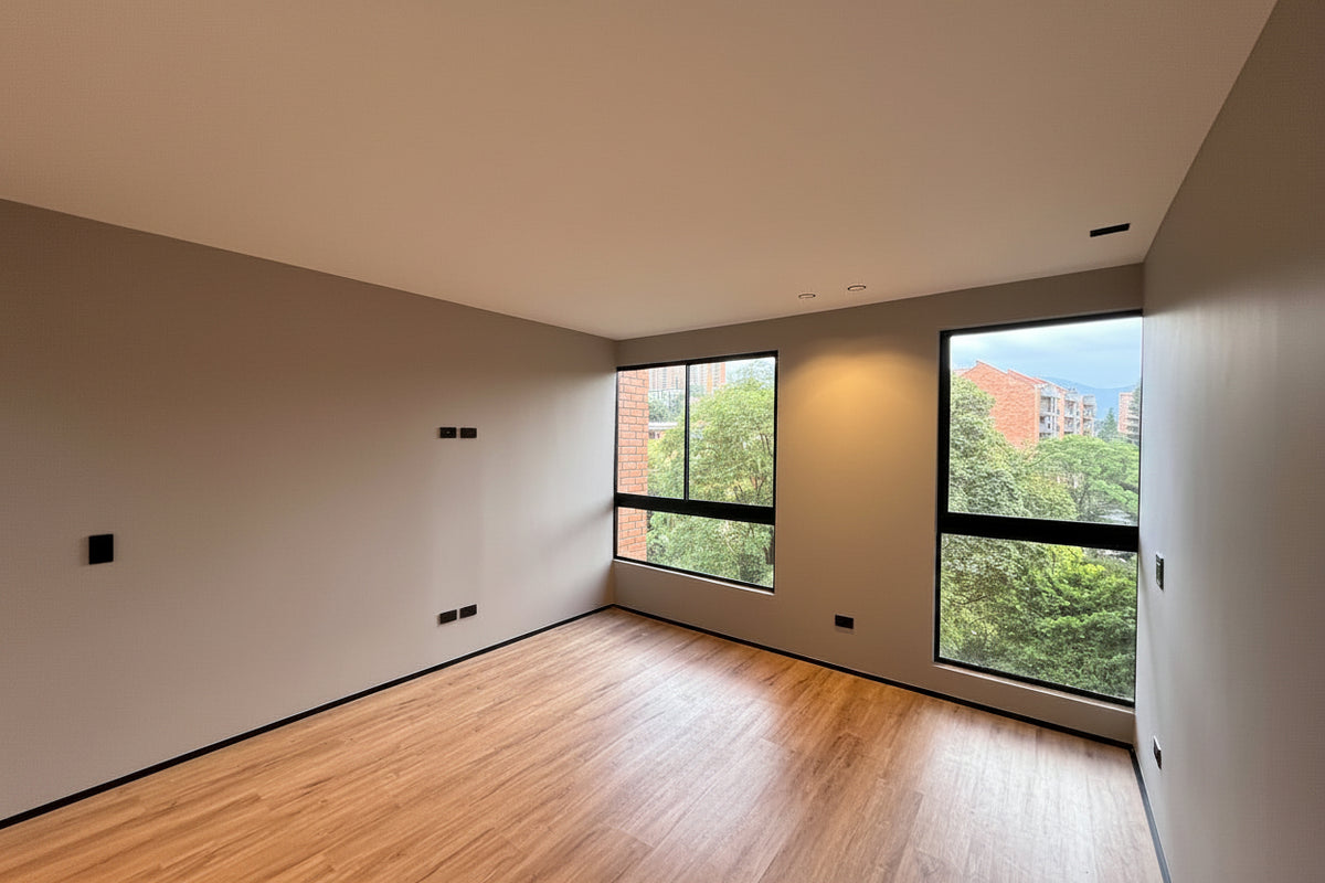 Apartamento remodelado Sector Alejandría con balcón, 3 habitaciones y vista