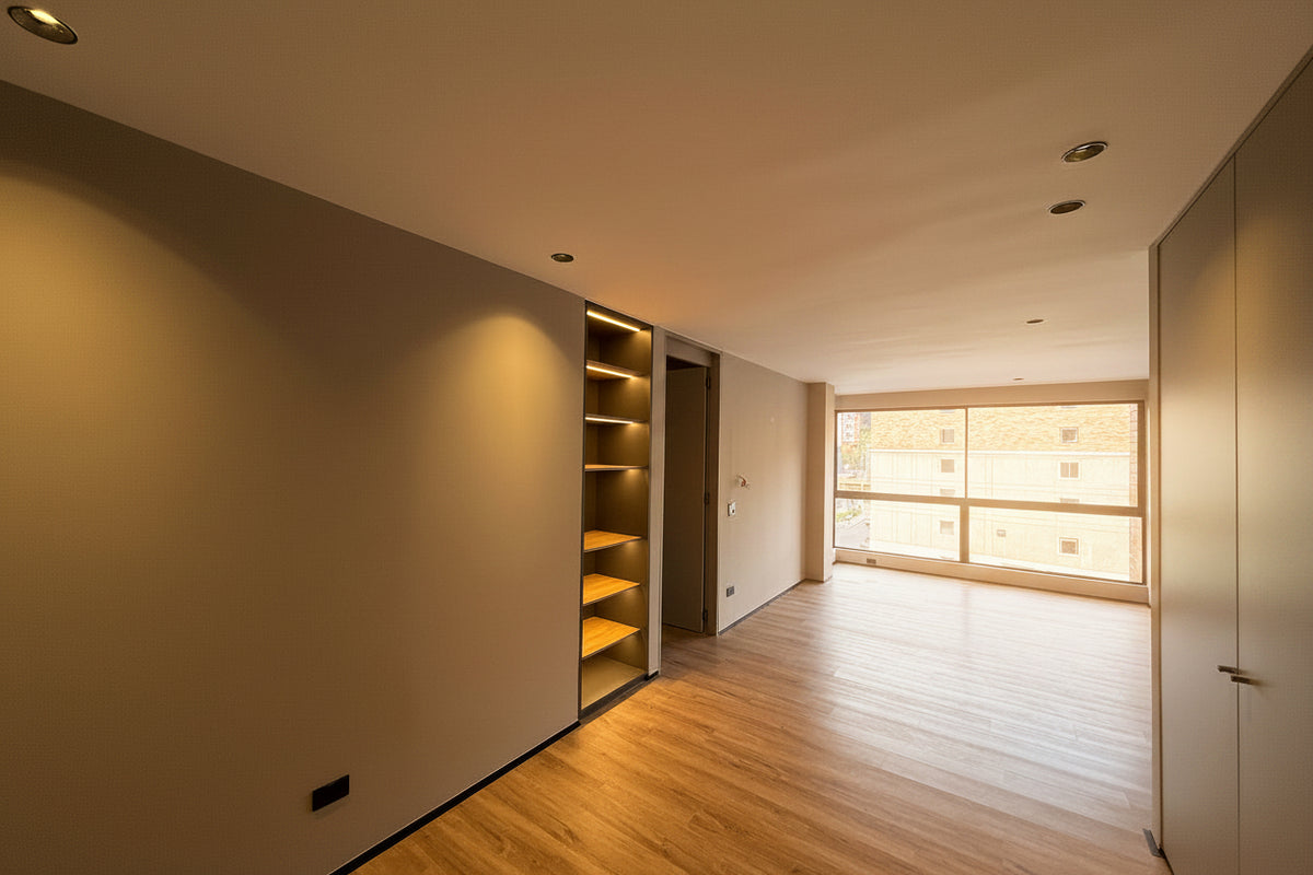 Apartamento remodelado Sector Alejandría con balcón, 3 habitaciones y vista
