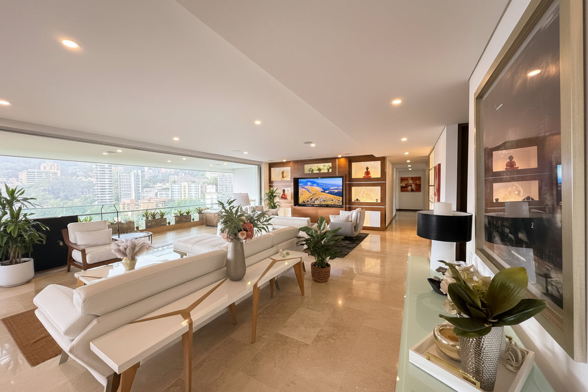 Apartment in La Concha sector, El Poblado 406 m² with panoramic view, 3 bedrooms