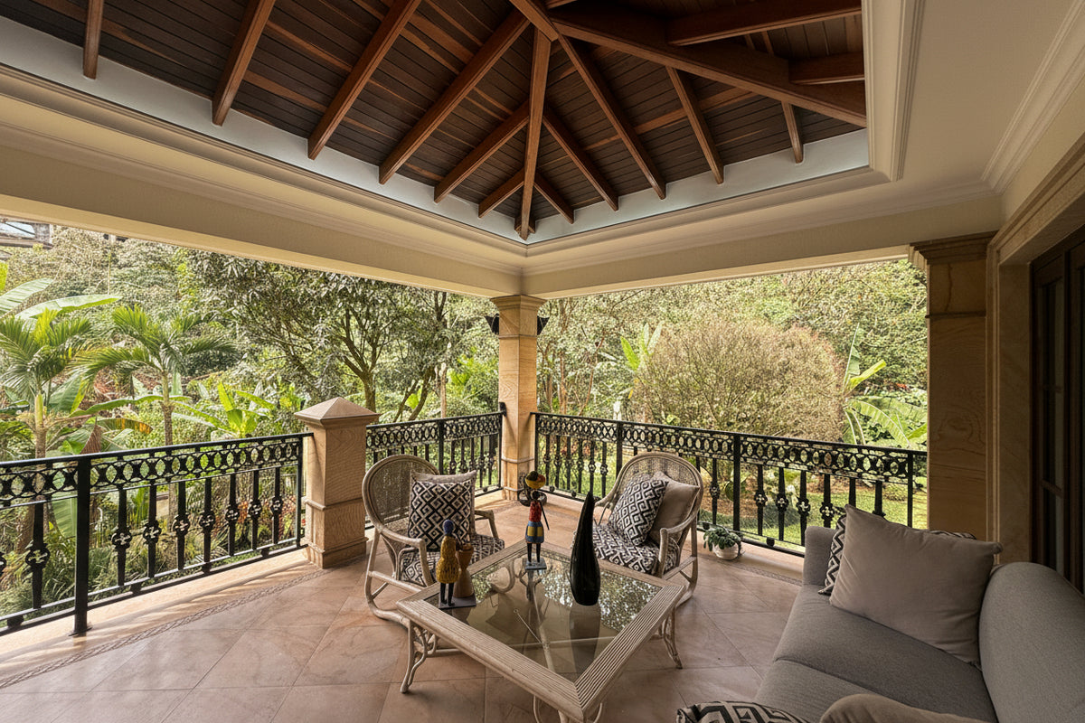 Casa con Gran Jardín y Alto Potencial de Remodelación en El Poblado
