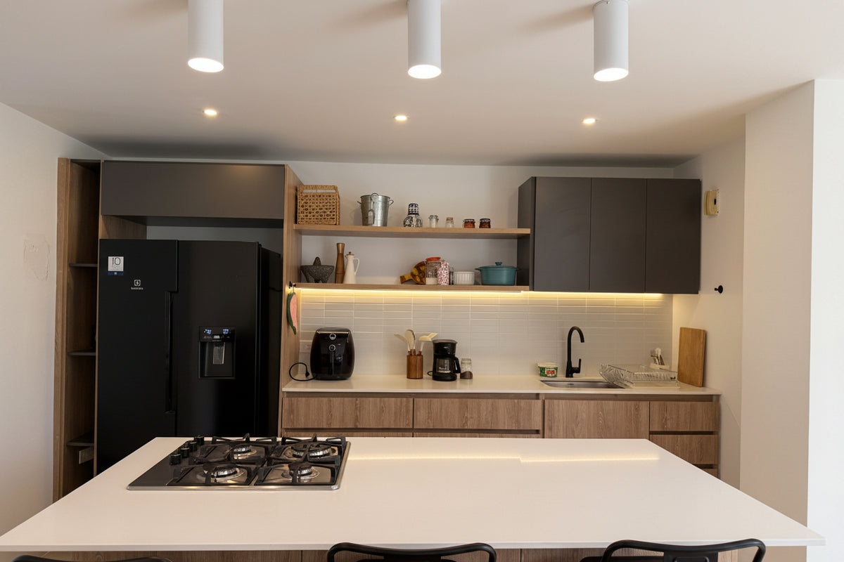 Apartamento moderno en Castropol con balcón y Unidad cerrada con piscina – 2 habitaciones