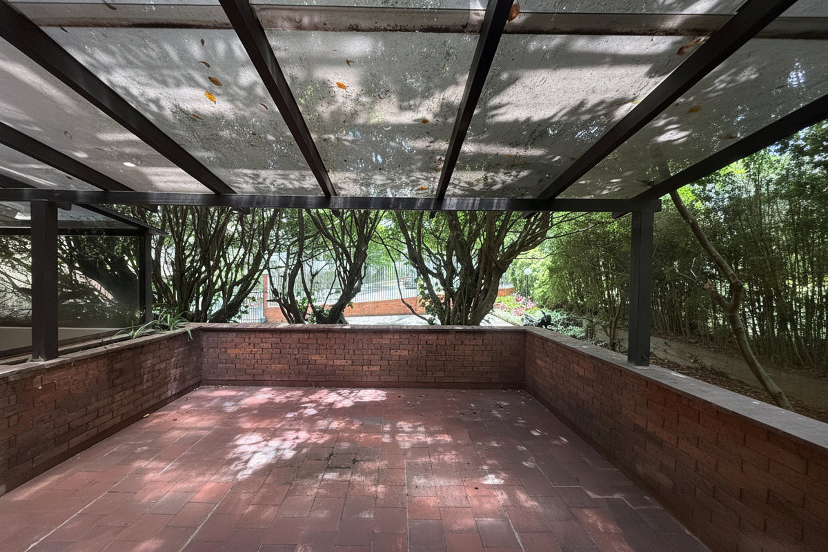 Apartamento remodelado en Castropol, El Poblado | 295 m² con acabados modernos
