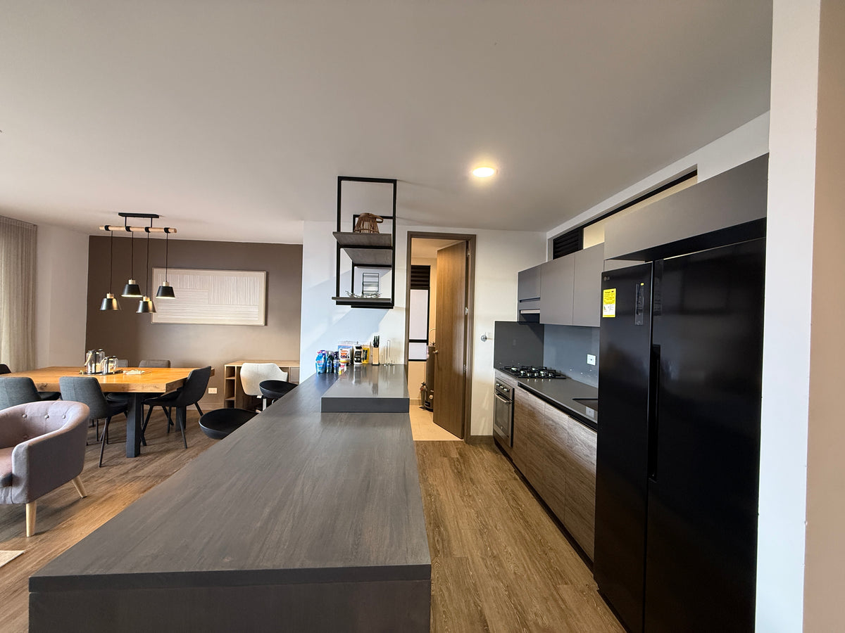 Apartamento moderno en El Poblado Transversal Inferior | 2 habitaciones | Balcón con vista Panorámica
