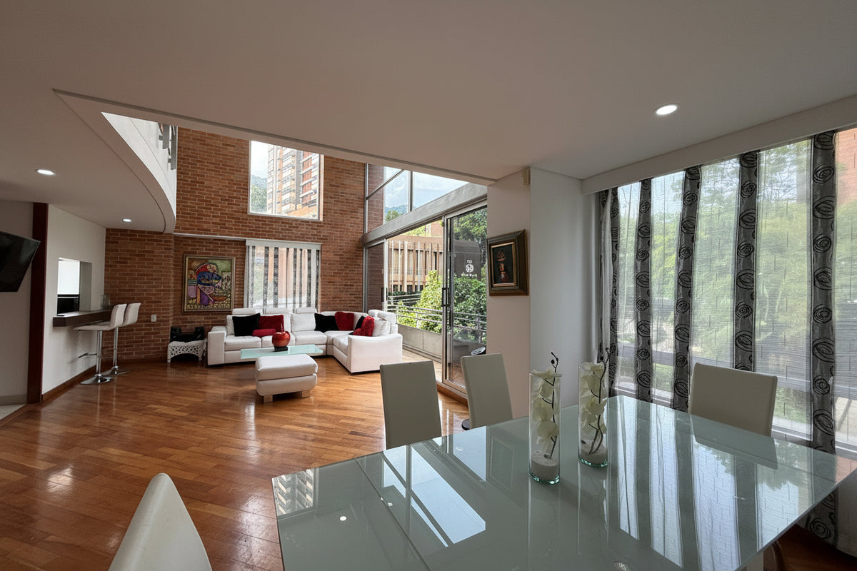 Apartamento dúplex de 158 m² en El Tesoro, El Poblado