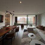 Apartamento amoblado en Castropol, El Poblado | 123 m², 3 habitaciones y balcón