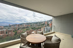 Apartamento en El Tesoro, El Poblado, con 198 m², vista panorámica y completas zonas comunes