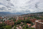 Apartamento en El Tesoro, El Poblado, con 198 m², vista panorámica y completas zonas comunes