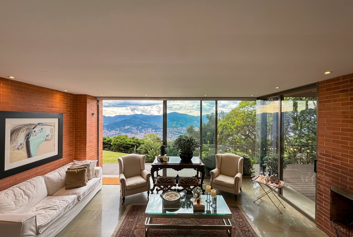 Casa de 368 m² en lote de 2.882 m² con vista panorámica en Las Palmas