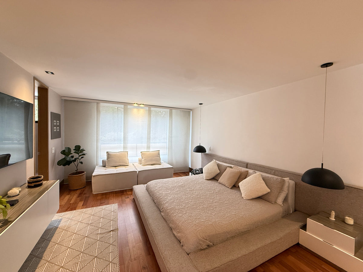 Apartamento con Terraza Privada, Jacuzzi y Turco en Del Este | 232 m² + 227 m²