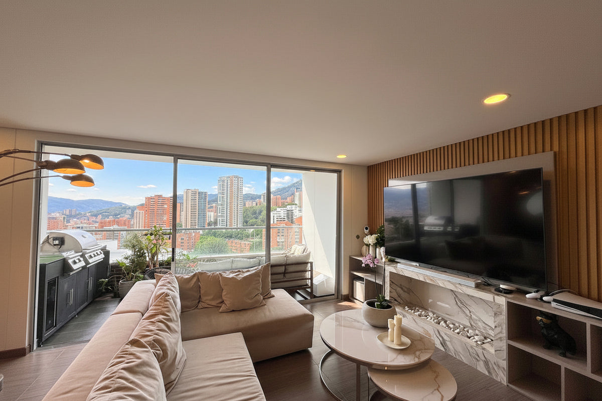 Apartamento en piso alto con vista panorámica en Los Balsos