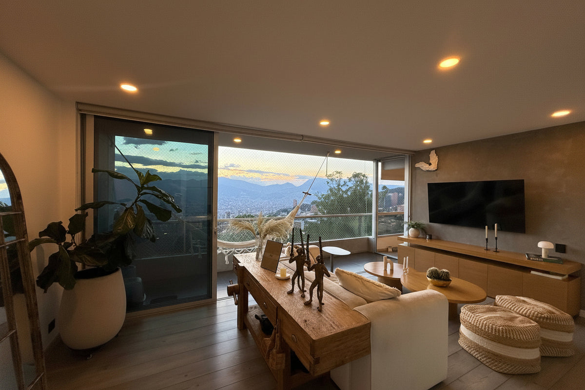 Apartamento con balcón y vista panorámica en Cola del Zorro, El Poblado