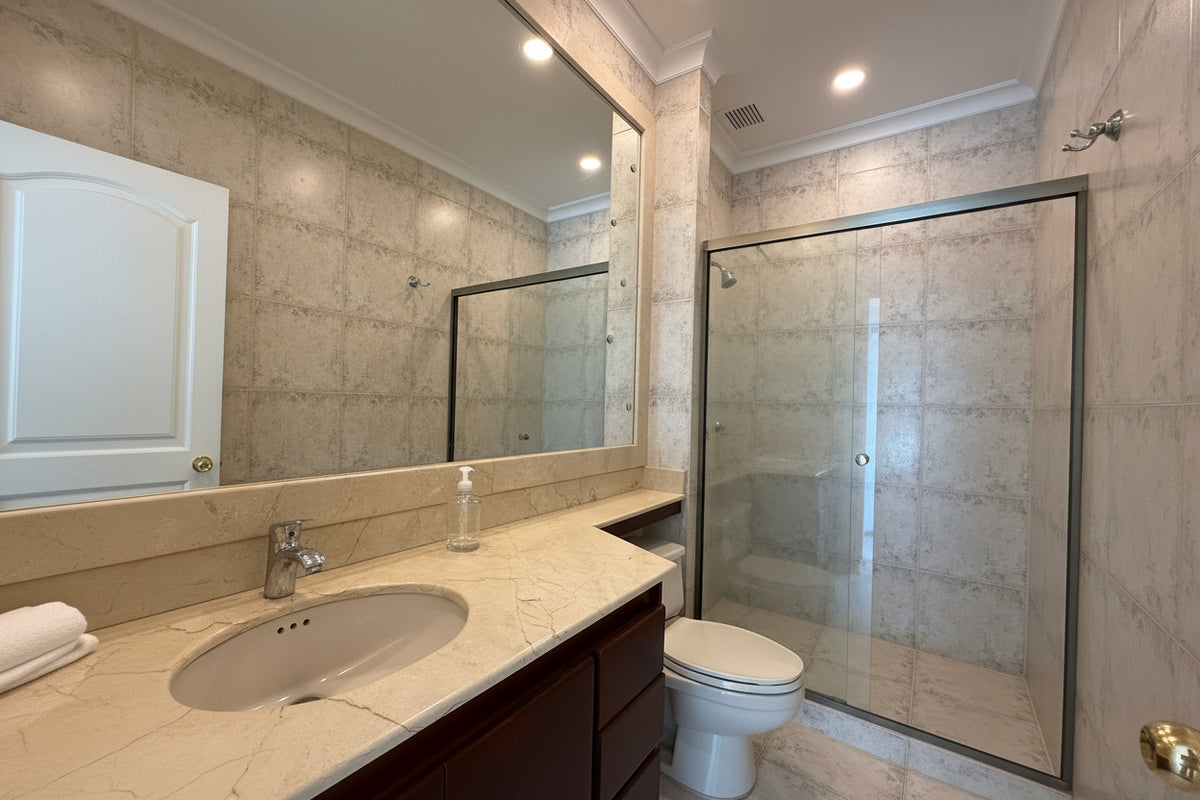 Apartamento muy amplio de 296 m² con terraza Sector Altos del Poblado