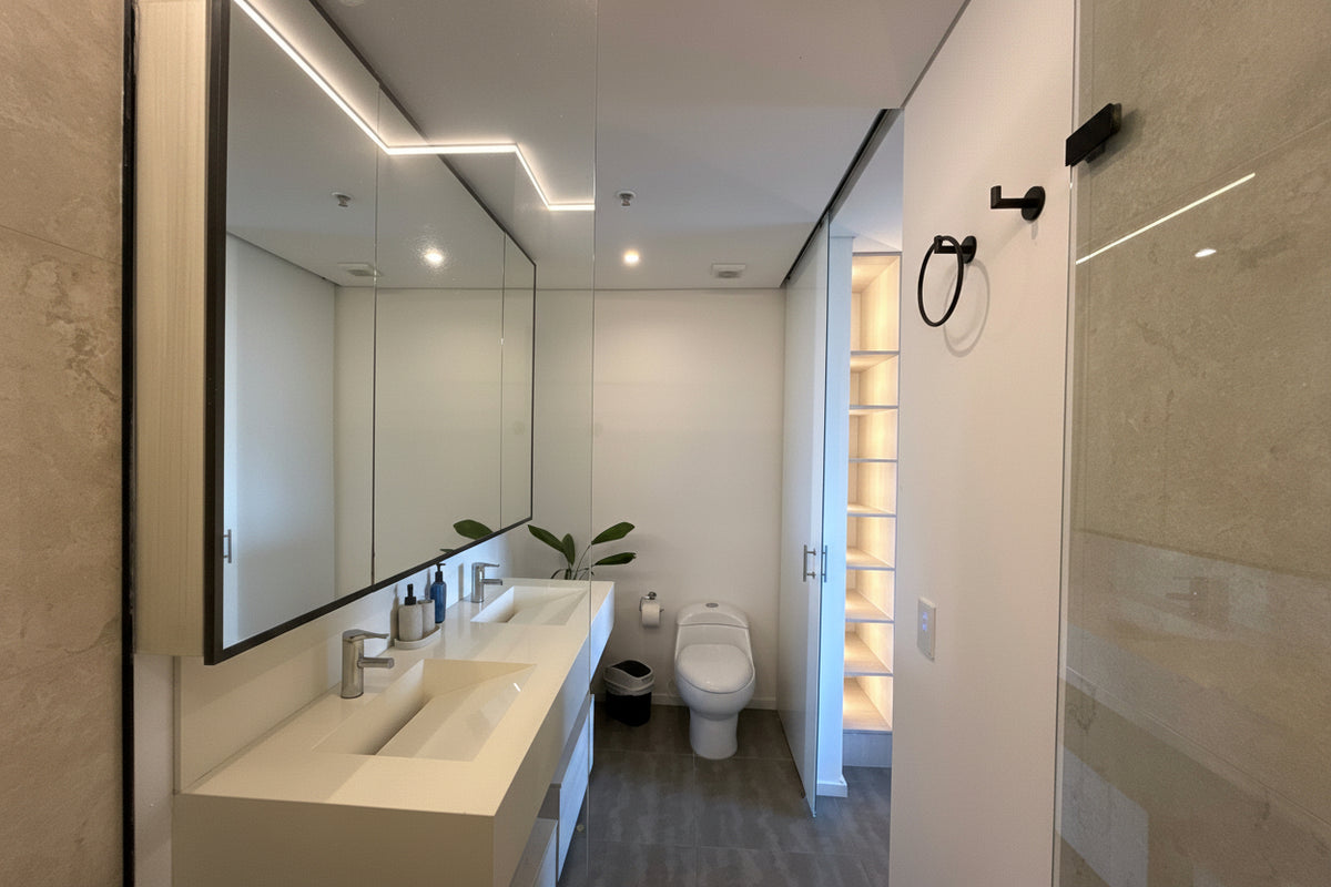 Penthouse Dúplex Amoblado con Jacuzzi y Domótica en Alto de Las Palmas