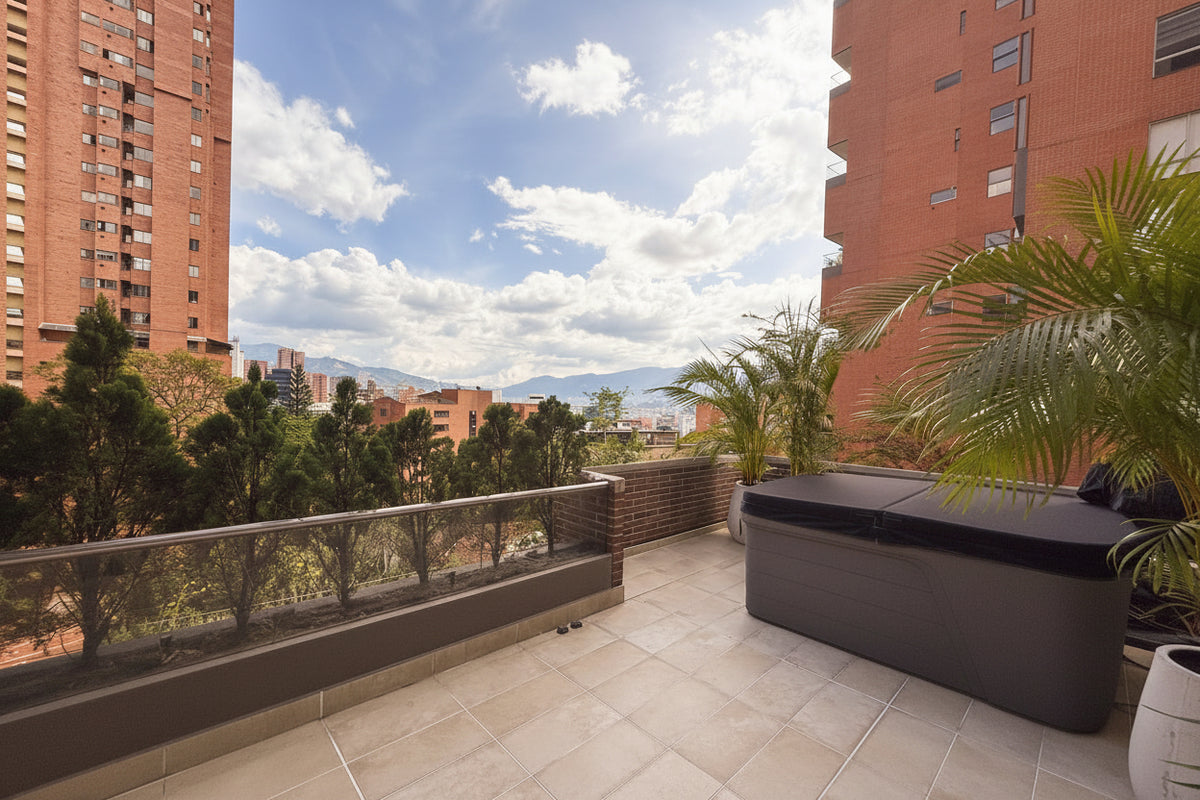 Apartamento amoblado con terraza y jacuzzi en Lalinde, El Poblado