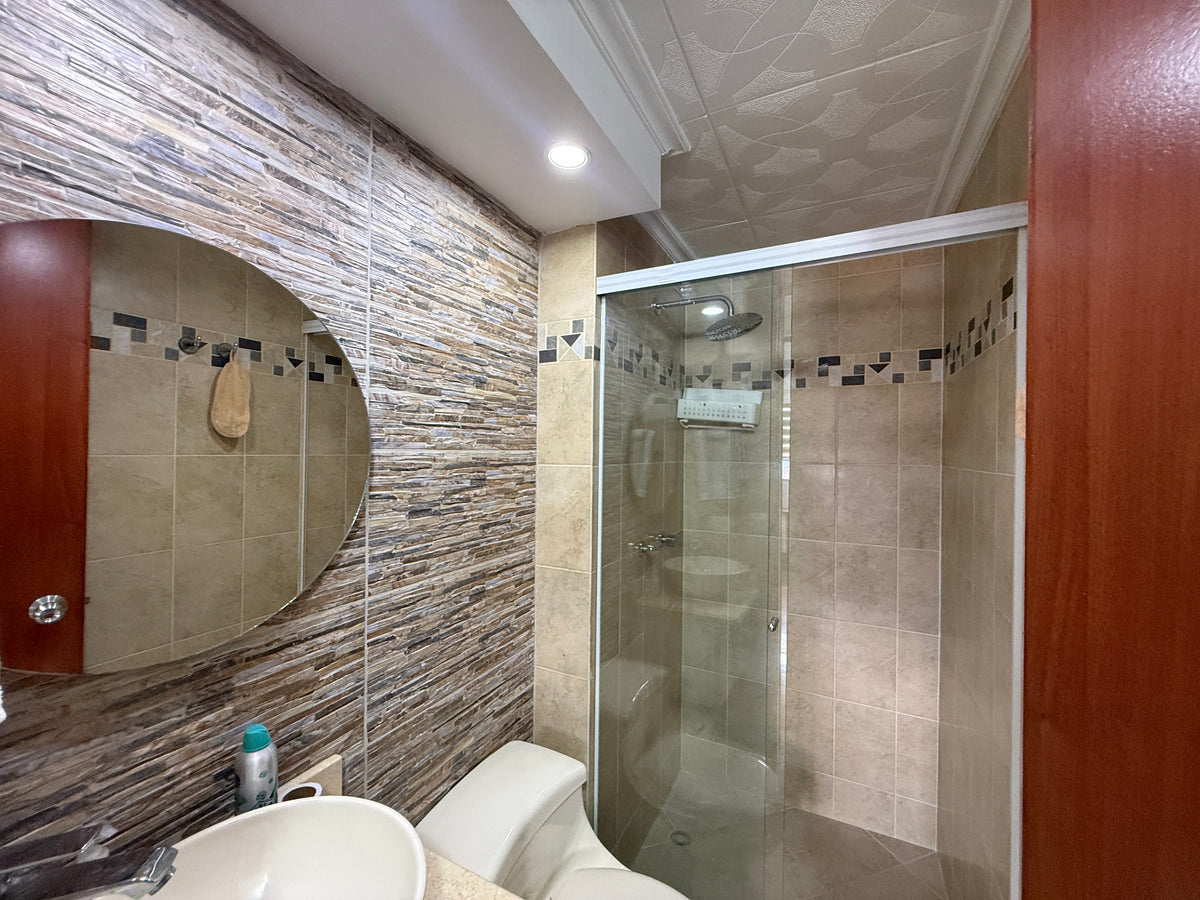 Apartamento para remodelar de 105 m² en Castropol, El Poblado