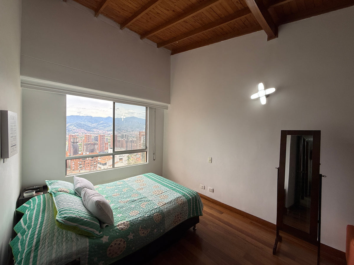 Apartamento para remodelar de 105 m² en Castropol, El Poblado