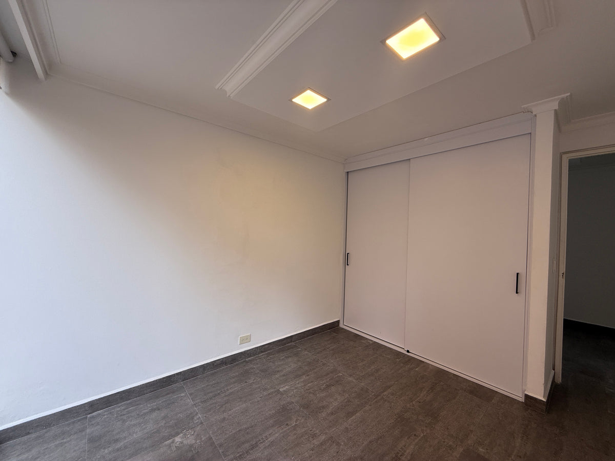 Apartamento con terrazas en Loma de Los Parra