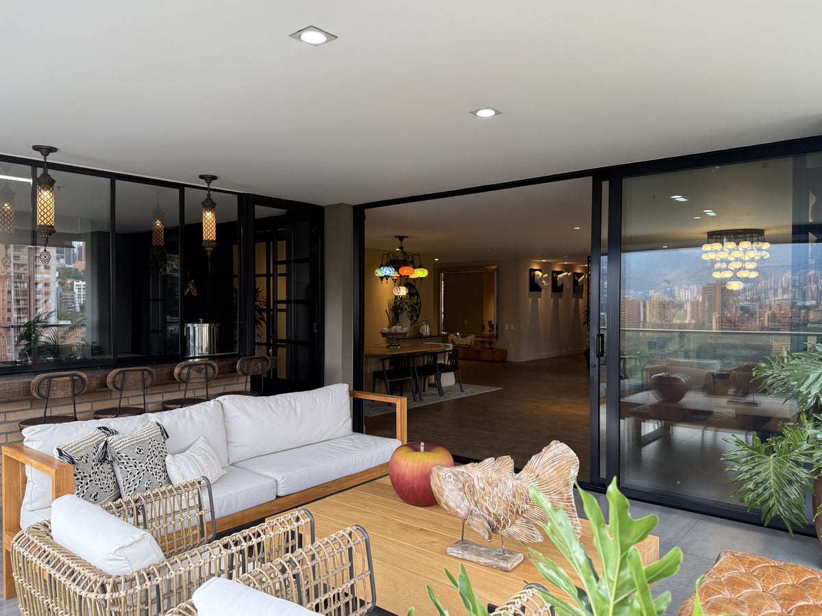 Apartamento de 330 m² en piso alto con vista privilegiada