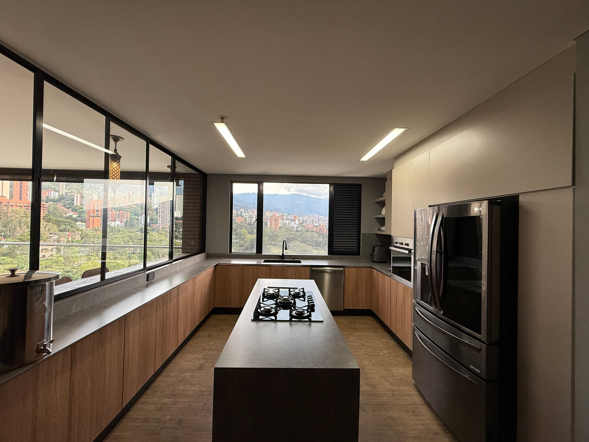 Apartamento de 330 m² en piso alto con vista privilegiada