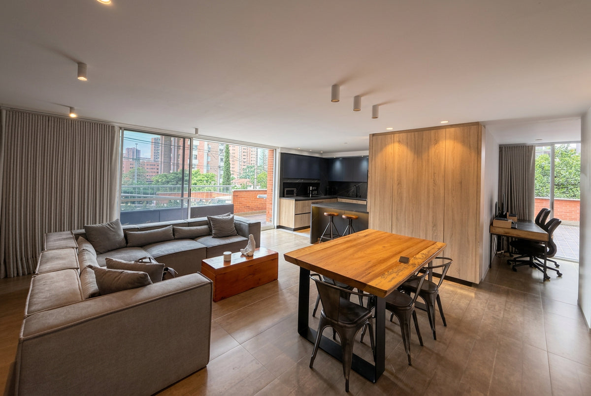Apartamento de 102 m² con terraza de 159 m² de uso exclusivo sector Loma Los Parra