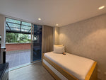 Apartamento de 102 m² con terraza de 159 m² de uso exclusivo sector Loma Los Parra