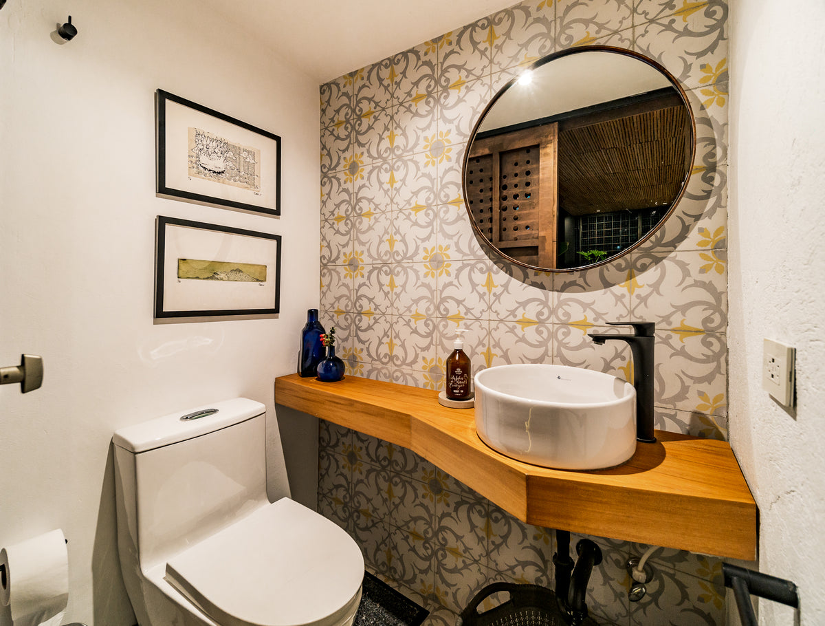 Penthouse con Terraza, Jacuzzi y Vista Natural en El Poblado – A 5 Min de Provenza