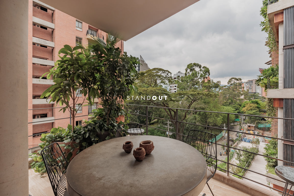 Apartment with distinctive architecture in Las Lomas, El Poblado