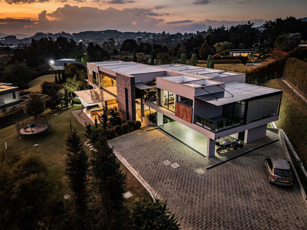 Casa sector Alto Palmas con Jacuzzi 4 BR