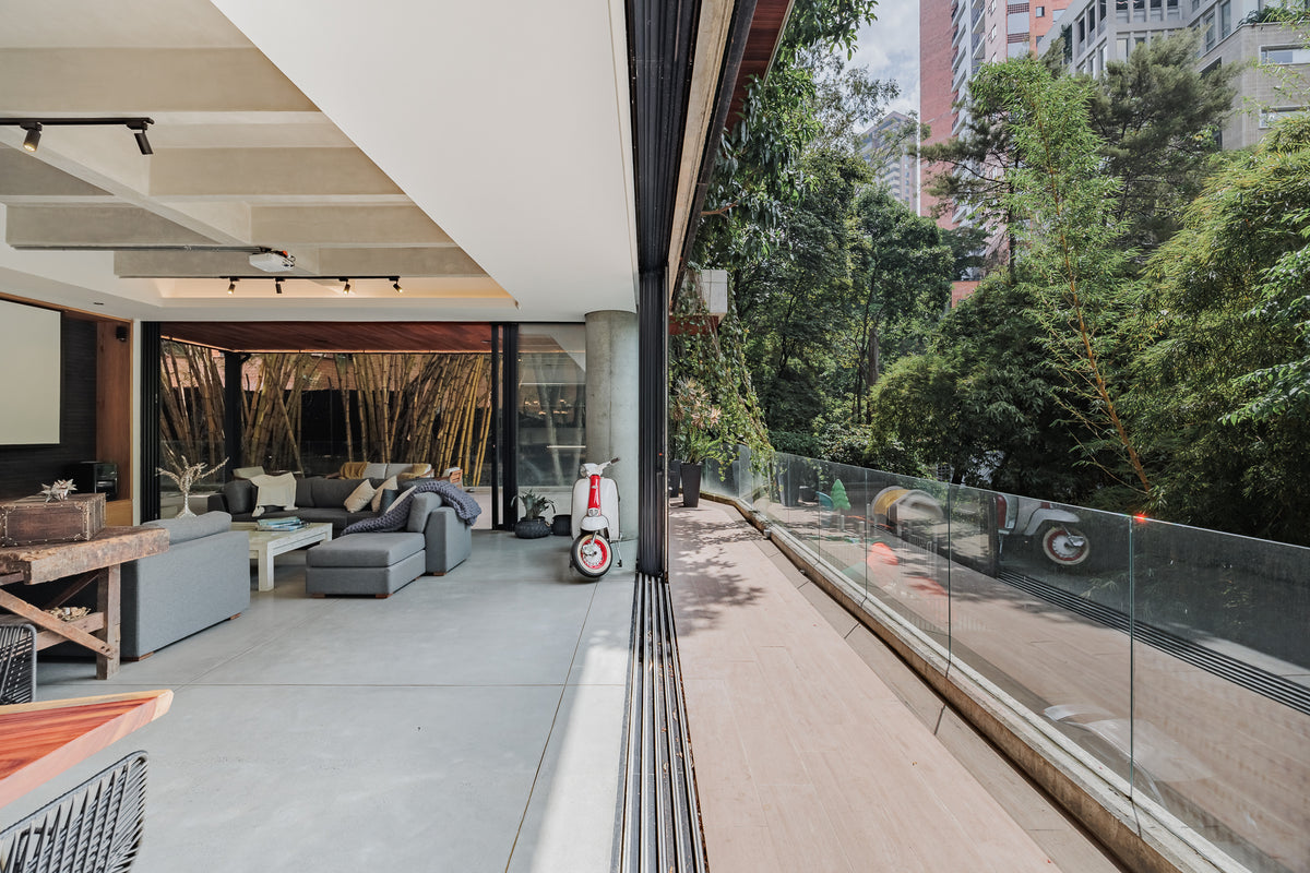 Apartamento Boutique con Terraza Sector Vizcaya 3 BR