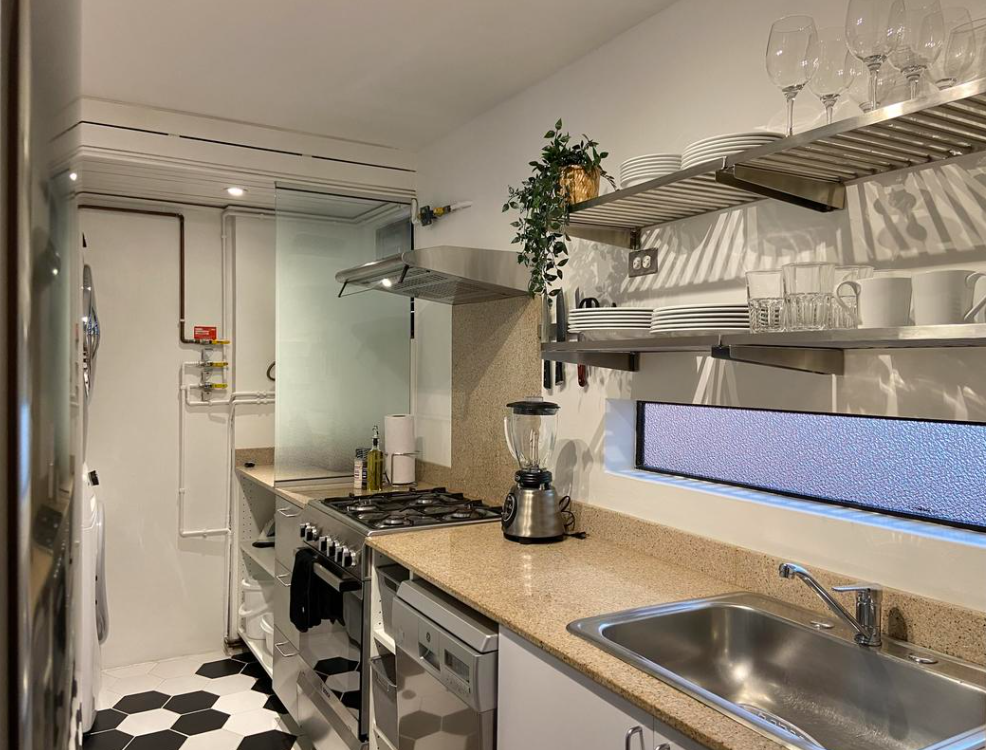 Apartamento 2BR con Estudio en Provenza – Confort y Estilo Total