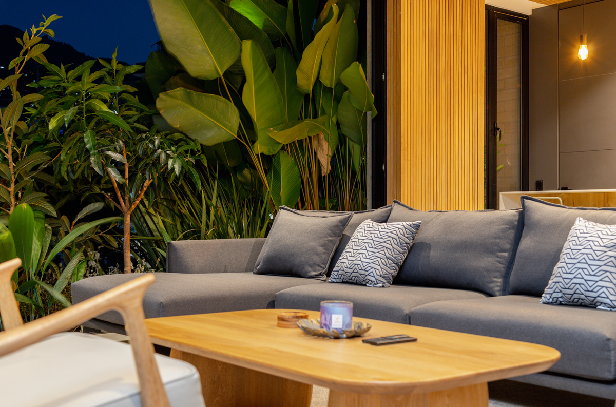 Apartamento amplio en Milla de Oro con entorno natural y excelente ubicación