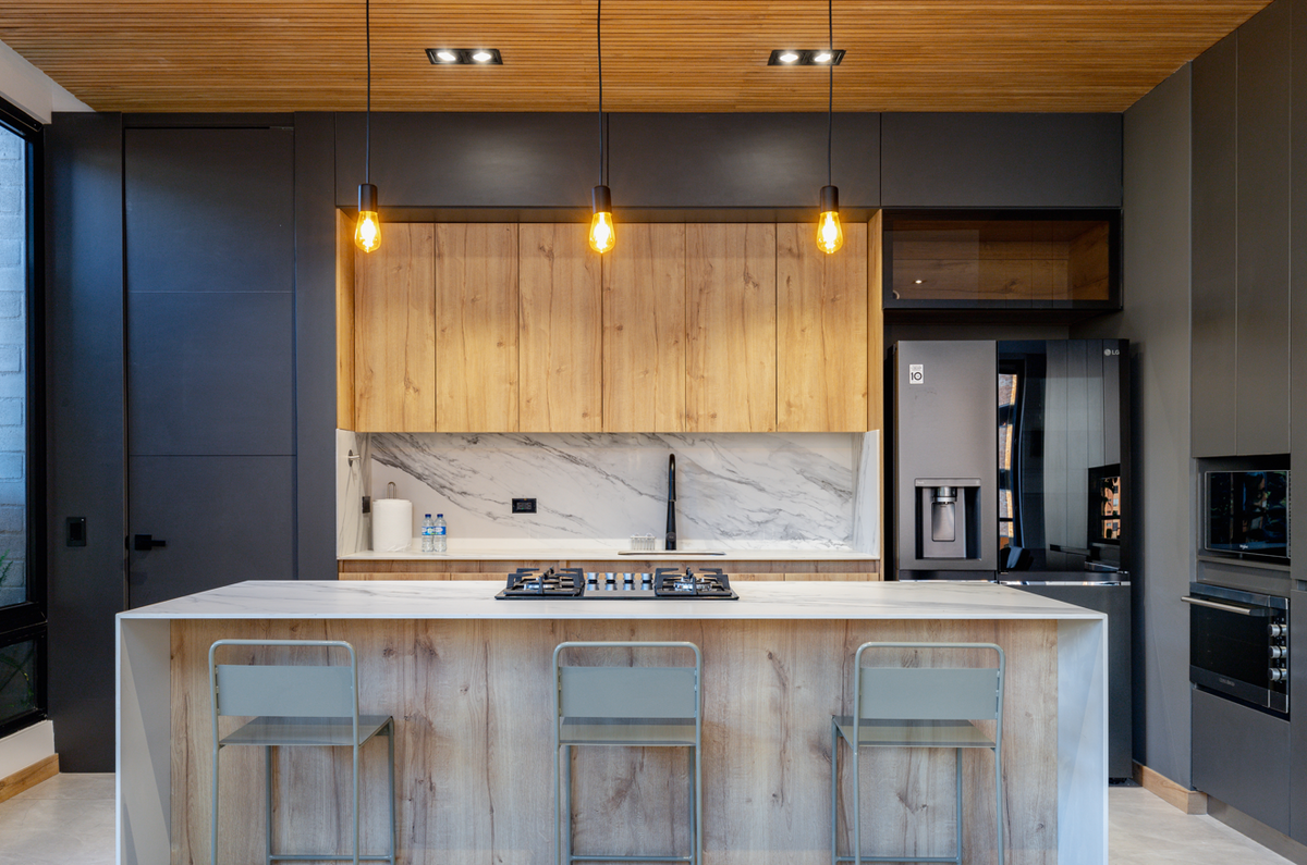 Apartamento amplio en Milla de Oro con entorno natural y excelente ubicación