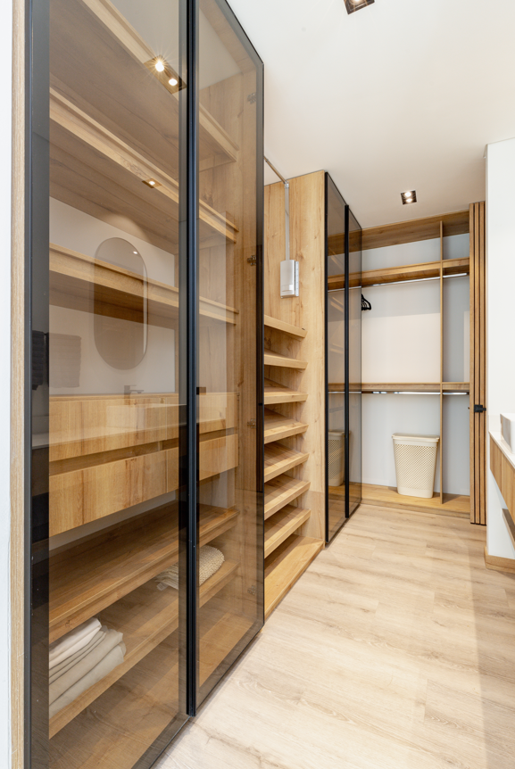 Apartamento amplio en Milla de Oro con entorno natural y excelente ubicación