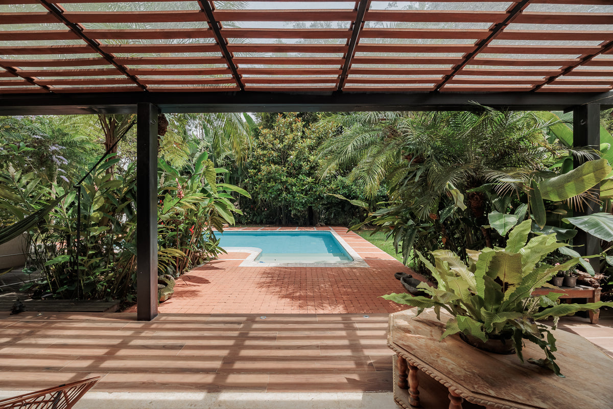 Casa con Piscina Privada en San Lucas | El Poblado